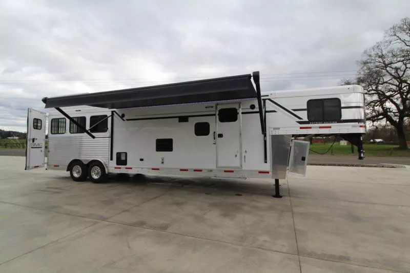 new Horse Trailers SMC Horse Trailers  for sale, in Woodland, WA Thumbnail 2