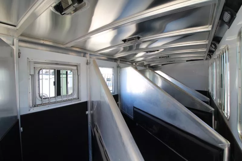 used Horse Trailers Exiss Trailers  for sale, in Woodland, WA Thumbnail 7