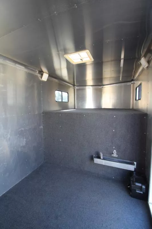 used Horse Trailers Silver Lite  for sale, in Woodland, WA Thumbnail 4