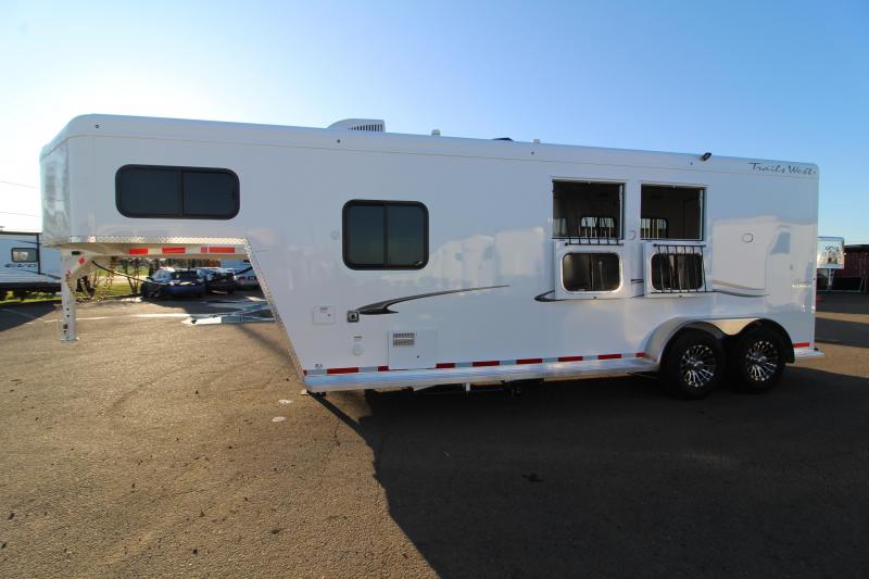 2020 Trails West Classic 2 Horse 7' x 7' Weekender Horse Trailer Hoof