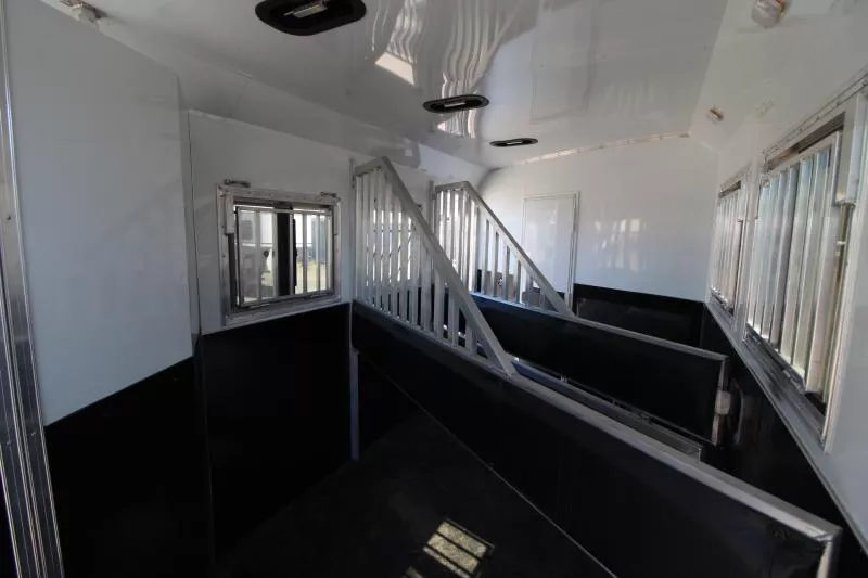 used Horse Trailers Bison Trailers  for sale, in Woodland, WA Thumbnail 17