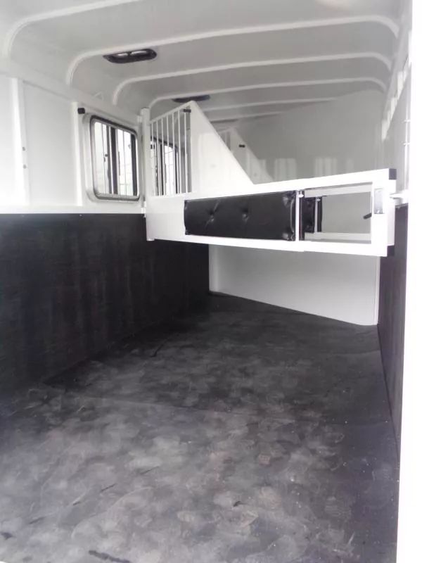 new Horse Trailers Thuro-Bilt  for sale, in Albany, OR Thumbnail 5