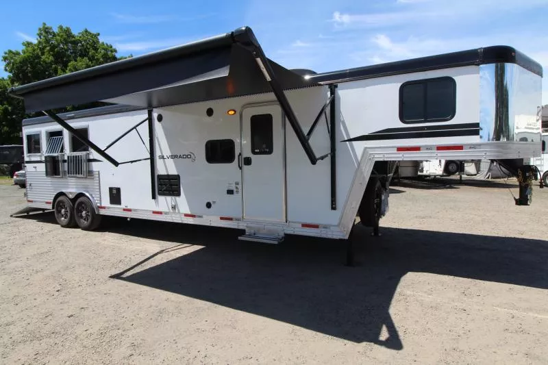 new Horse Trailers Bison Trailers  for sale, in Woodland, WA Thumbnail 2