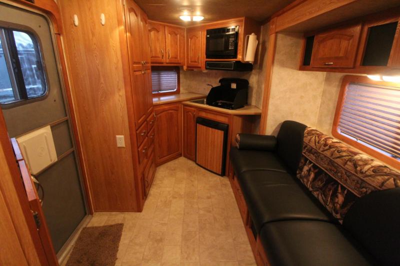 2008 Lakota 2 HORSE LIVING QUARTERS TRAILER SLIDEOUT POWER AWNING