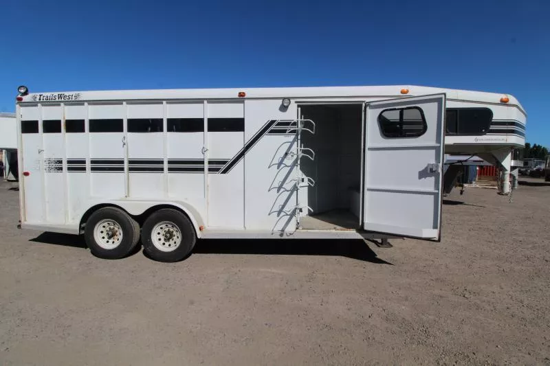 used Horse Trailers Trails West Manufacturing  for sale, in Woodland, WA Thumbnail 2