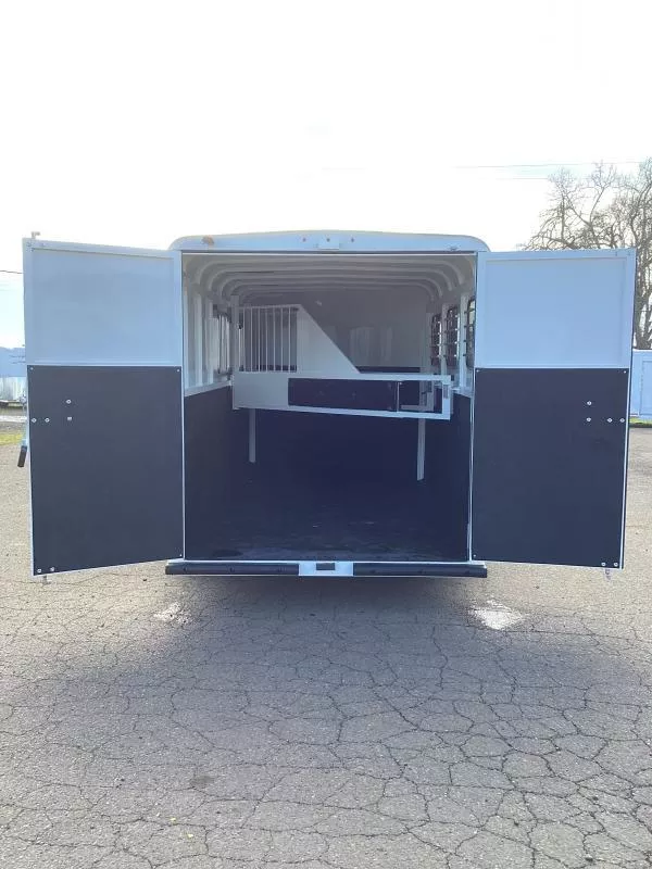 new Horse Trailers Thuro-Bilt  for sale, in Woodland, WA Thumbnail 6