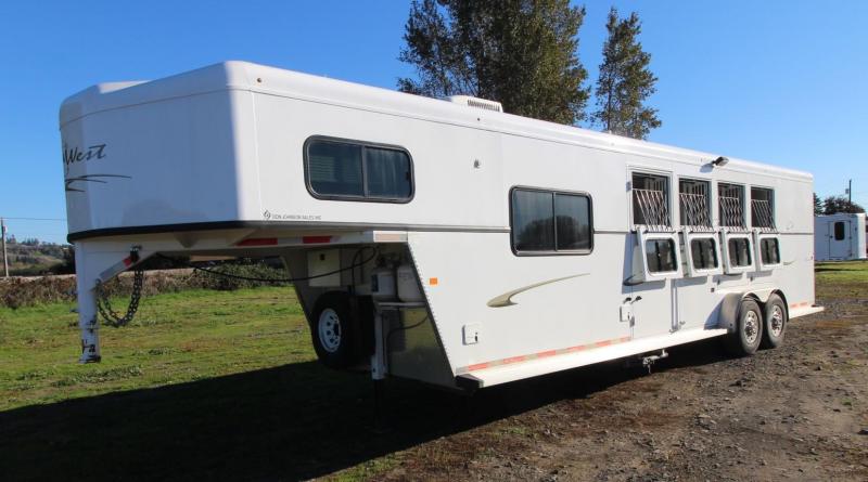 2013 TRAILS WEST CLASSIC 8X13 LIVING QUARTERS 4 Horse Trailer 2013 TRAILS WEST CLASSIC 8X13 LIVING QUARTERS 4 Horse Trailer