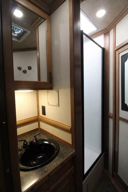 used Horse Trailers Trails West Manufacturing  for sale, in Woodland, WA Thumbnail 13