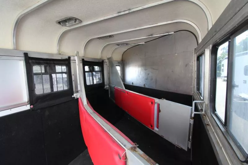 used Horse Trailers Circle J Trailers  for sale, in Woodland, WA Thumbnail 9