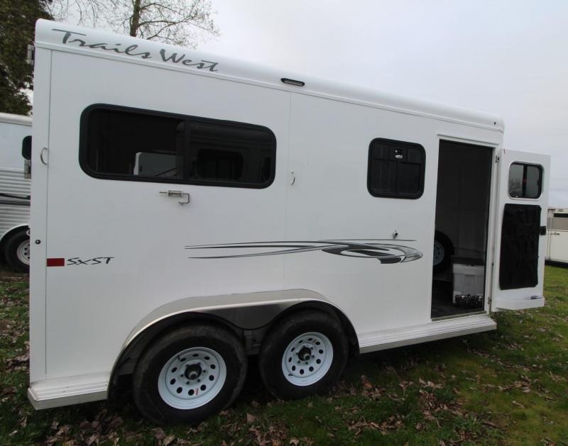 2023 Trails West Royale SxST warmblood 2 Horse Trailer - Aluminum Skin Steel Frame - Ramp - Pass Through Door 2023 Trails West Royale SxST warmblood 2 Horse Trailer - Aluminum Skin Steel Frame - Ramp - Pass Through Door
