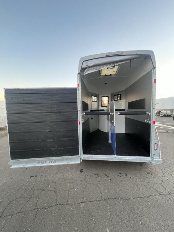 2023 SunLite Trailers S80 Sirius Platinum BP Straight Load Horse