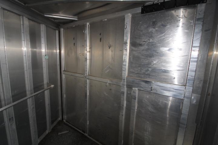 used Horse Trailers Featherlite  for sale, in Albany, OR Thumbnail 5