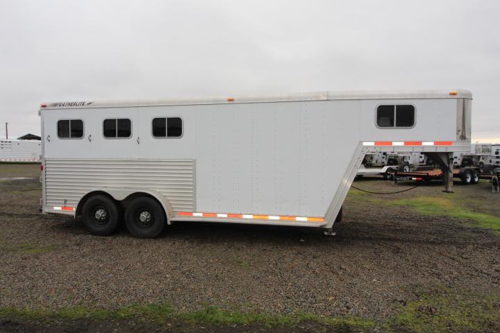 used Horse Trailers Featherlite  for sale, in Albany, OR Thumbnail 2