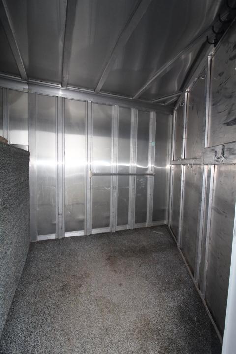 used Horse Trailers Featherlite  for sale, in Albany, OR Thumbnail 4