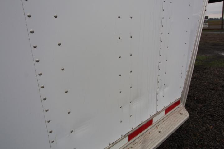 used Horse Trailers Featherlite  for sale, in Albany, OR Thumbnail 3