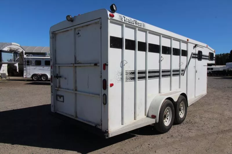 used Horse Trailers Trails West Manufacturing  for sale, in Woodland, WA Thumbnail 16
