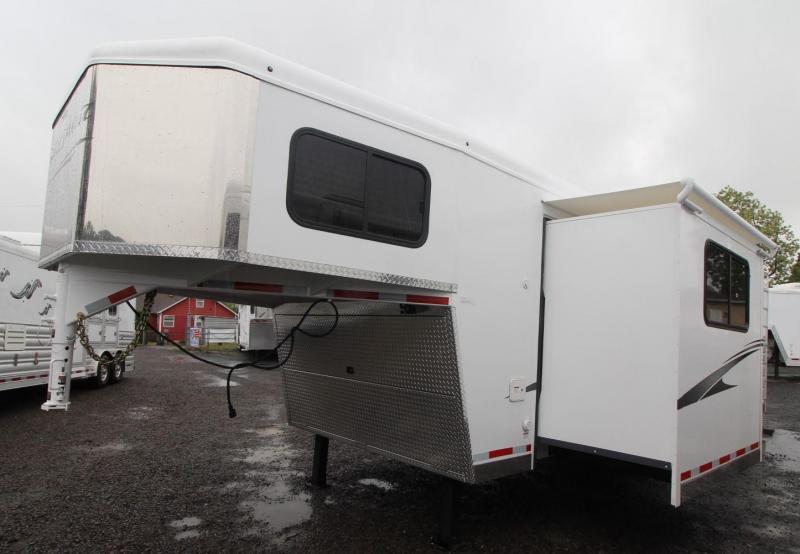 2021 Trails West Sierra 11X15 LQ 3 Horse Trailer - Hay Rack - Mangers - Slide Out 2021 Trails West Sierra 11X15 LQ 3 Horse Trailer - Hay Rack - Mangers - Slide Out