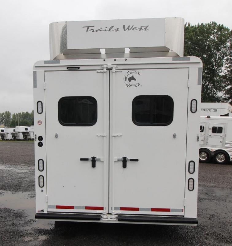 2021 Trails West Sierra 11X15 LQ 3 Horse Trailer Hay Rack Mangers