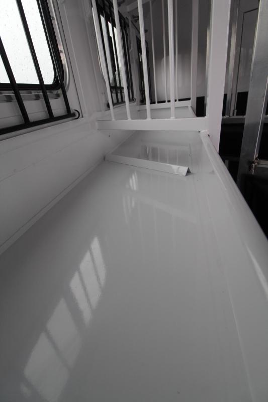 2021 Trails West Sierra 11X15 LQ 3 Horse Trailer Hay Rack Mangers