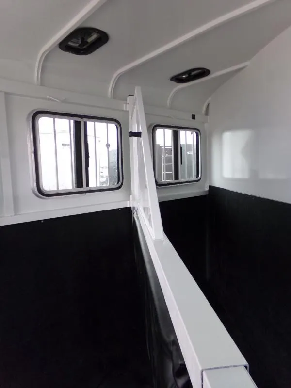 new Horse Trailers Thuro-Bilt  for sale, in Albany, OR Thumbnail 9