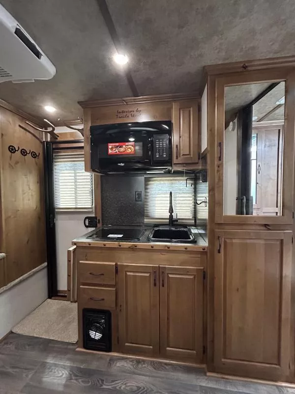 new Horse Trailers Trails West  for sale, in Albany, OR Thumbnail 18