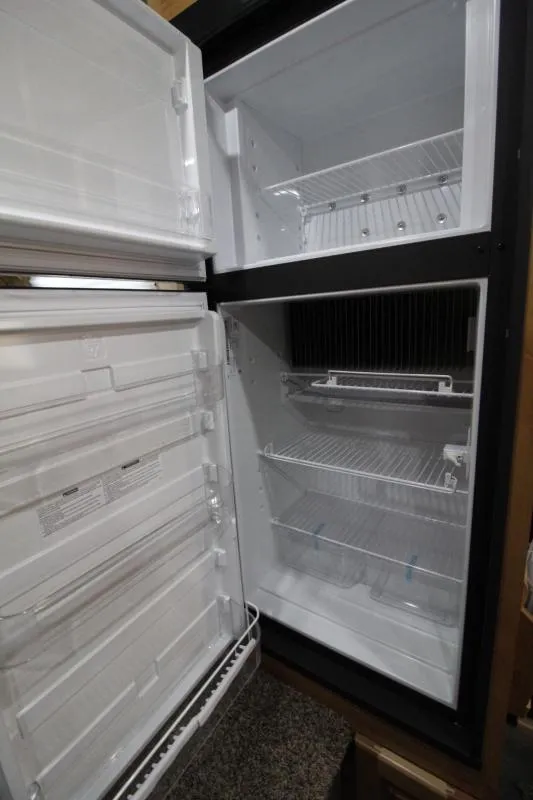 used Horse Trailers Trails West Manufacturing  for sale, in Woodland, WA Thumbnail 10