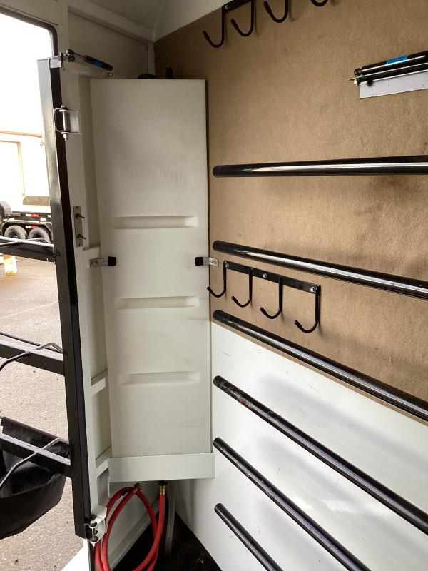 used Horse Trailers Trails West Manufacturing  for sale, in Albany, OR Thumbnail 4