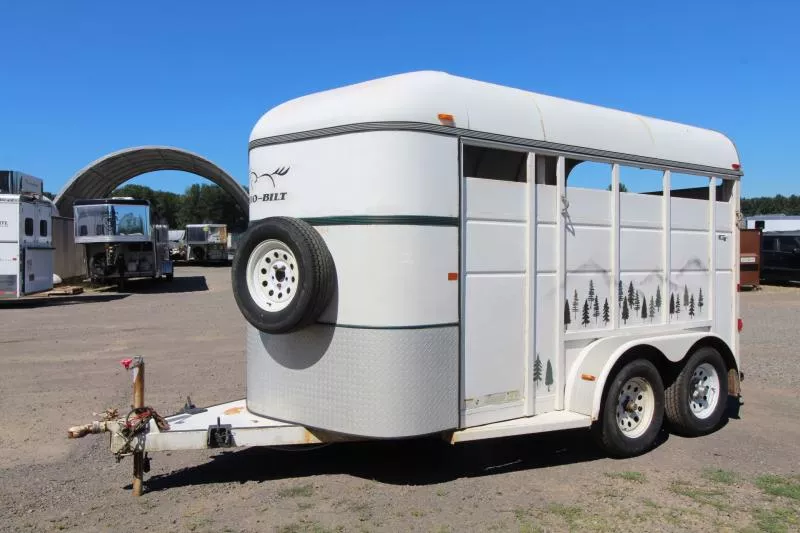 2010 Thuro-Bilt GT 2 Horse Trailer - Swinging Tack Wall