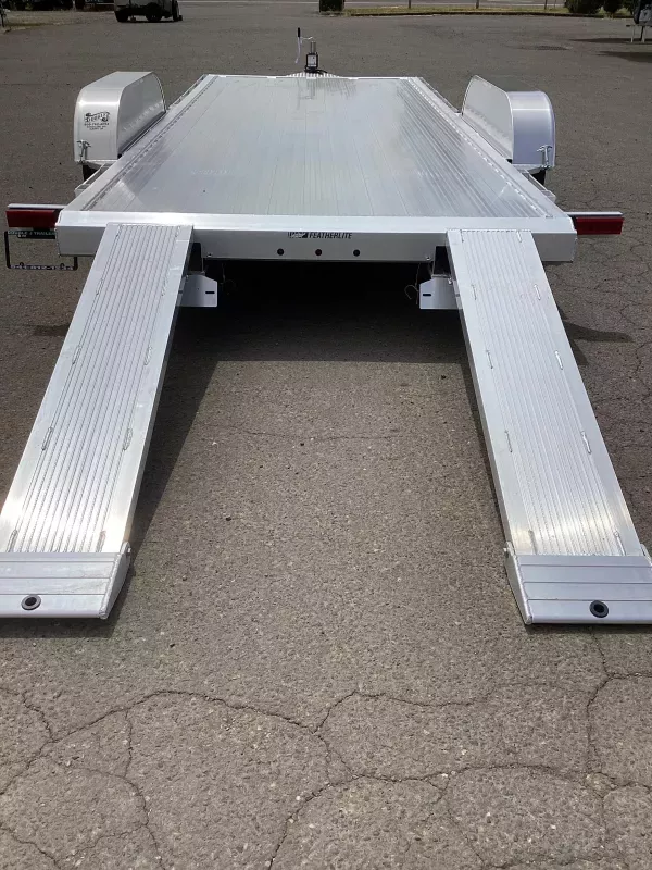new Equipment / Flatbed Trailers Featherlite  for sale, in Albany, OR Thumbnail 3