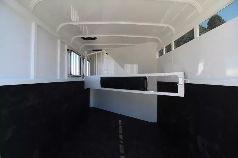 new Horse Trailers Thuro-Bilt  for sale, in Woodland, WA Thumbnail 6