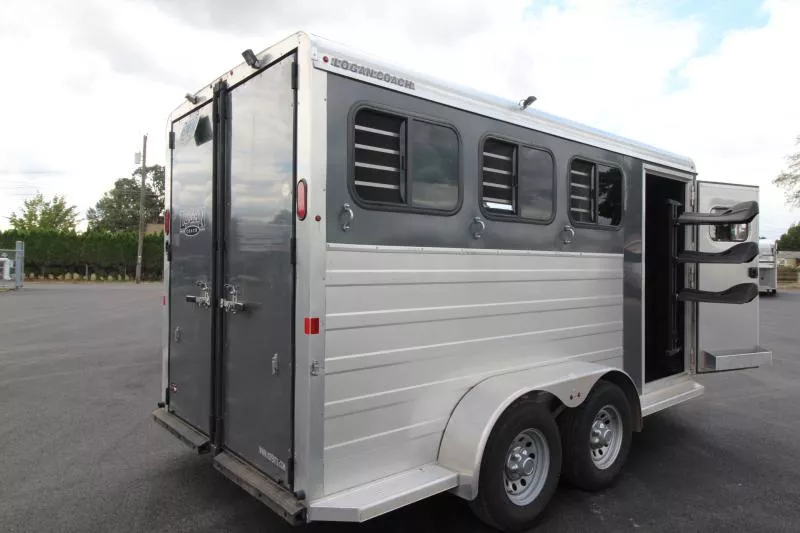 used Horse Trailers Logan Coach Trailers  for sale, in Woodland, WA Thumbnail 2