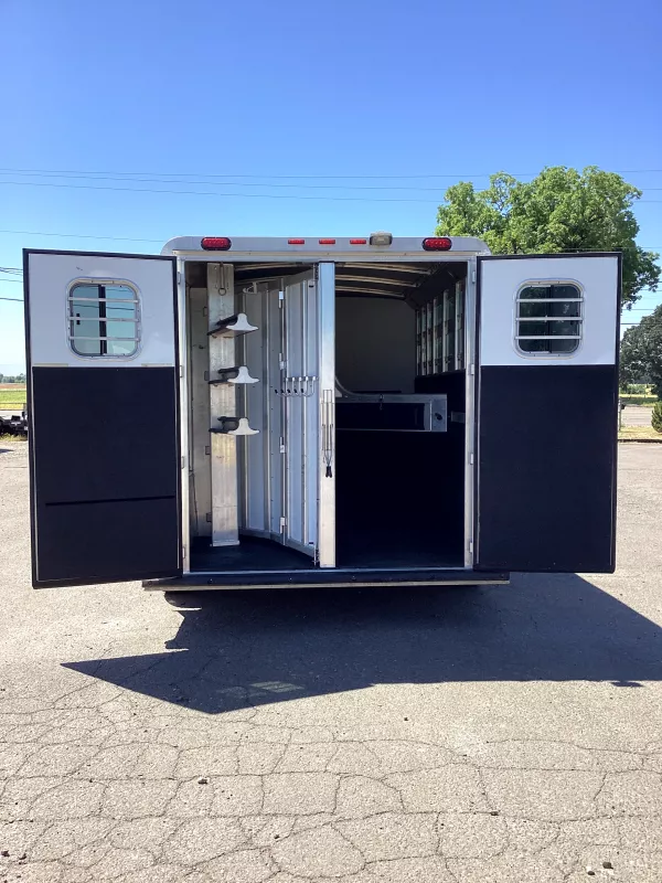 used Horse Trailers 4-Star Trailers  for sale, in Albany, OR Thumbnail 3