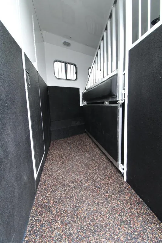 used Horse Trailers Trails West Manufacturing  for sale, in Woodland, WA Thumbnail 16