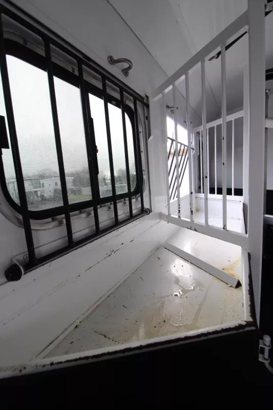 used Horse Trailers Trails West Manufacturing  for sale, in Woodland, WA Thumbnail 21