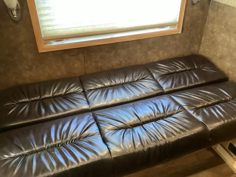 used Horse Trailers Exiss Trailers  for sale, in Albany, OR Thumbnail 16