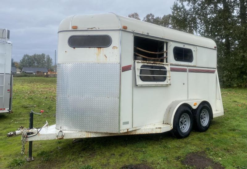 1995 American 2 Horse Slant Load Trailer 1995 American 2 Horse Slant Load Trailer