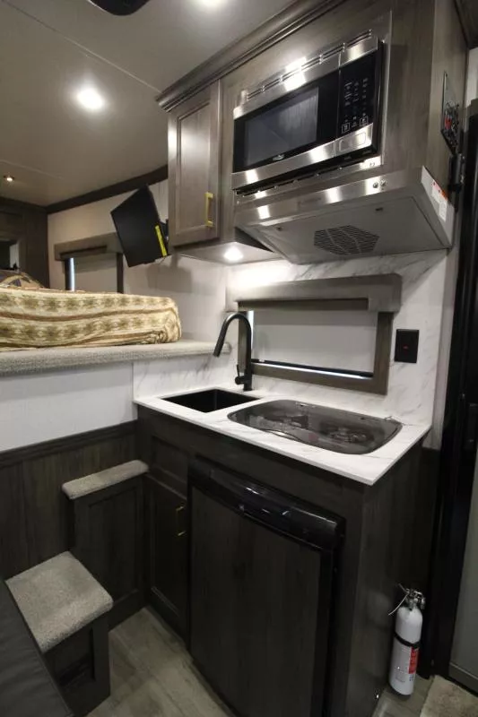 new Horse Trailers Featherlite  for sale, in Woodland, WA Thumbnail 8