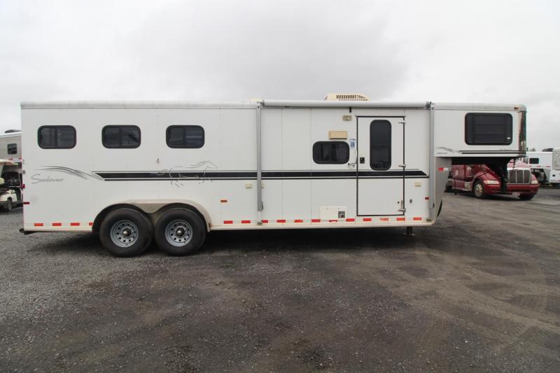 2005 Sundowner Trailblazer III 10' sw Living Quarters 3 Horse Trailer - Stud Divider & Escape Door PRICE REDUCED $600 2005 Sundowner Trailblazer III 10' sw Living Quarters 3 Horse Trailer - Stud Divider & Escape Door PRICE REDUCED $600