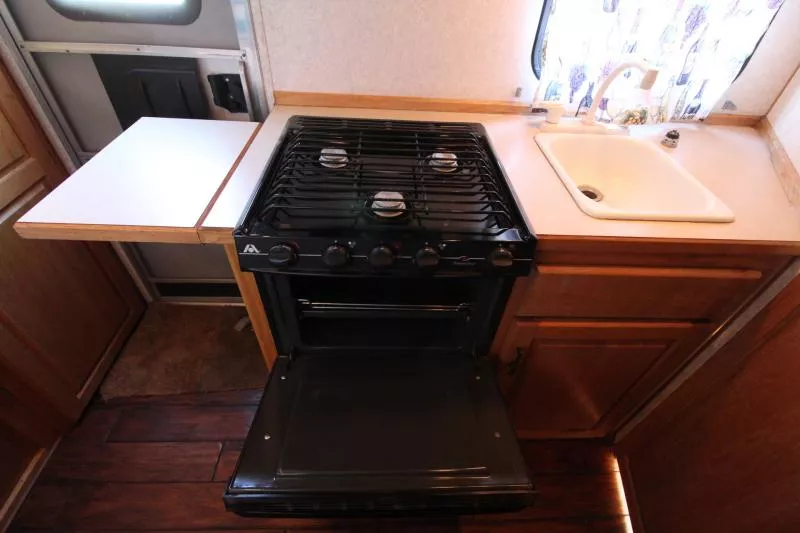 used Horse Trailers SilverLite Trailers  for sale, in Woodland, WA Thumbnail 12