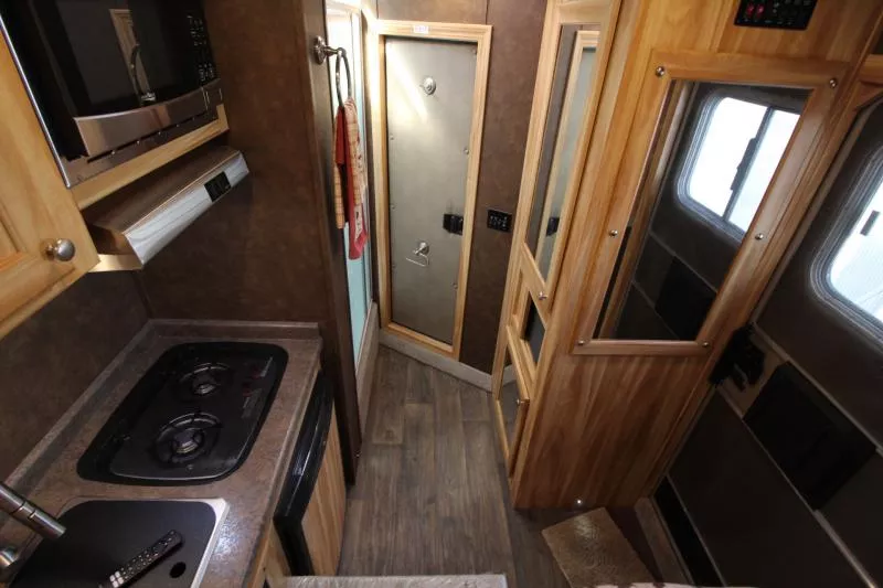 used Horse Trailers Exiss Trailers  for sale, in Woodland, WA Thumbnail 6