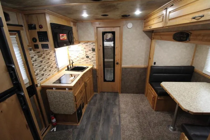 used Horse Trailers Trails West Manufacturing  for sale, in Woodland, WA Thumbnail 3