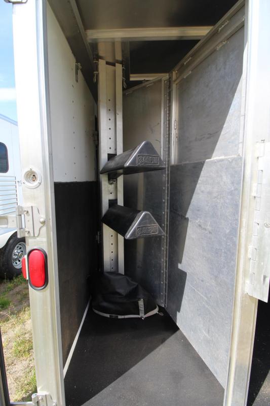 2001 Featherlite CWCF 2 HORSE TRAILER COLLAPSIBLE REAR TACK Two