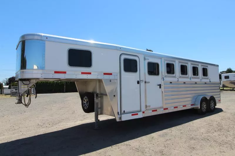 used Horse Trailers Exiss Trailers  for sale, in Woodland, WA Thumbnail 12