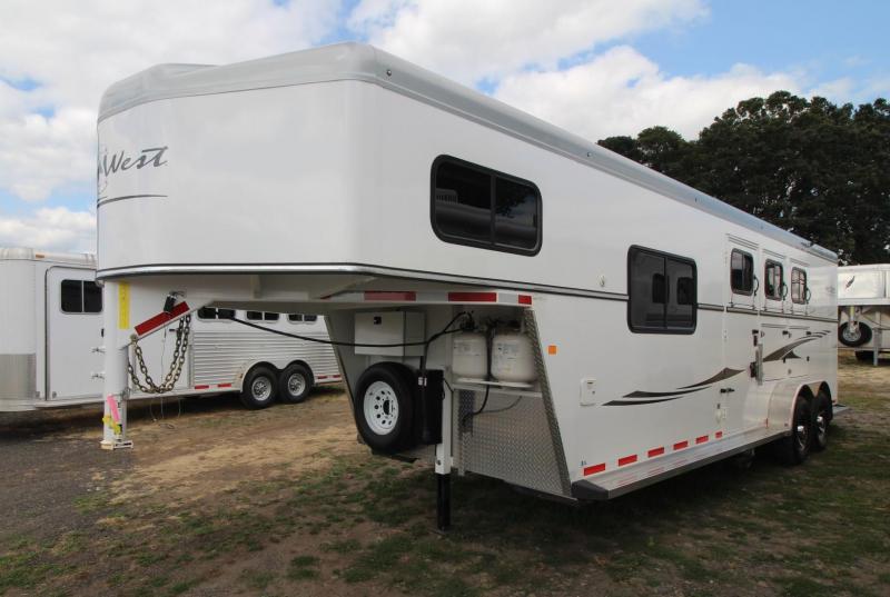 2016 Trails West SIERRA 8x13 Horse Trailer 2016 Trails West SIERRA 8x13 Horse Trailer