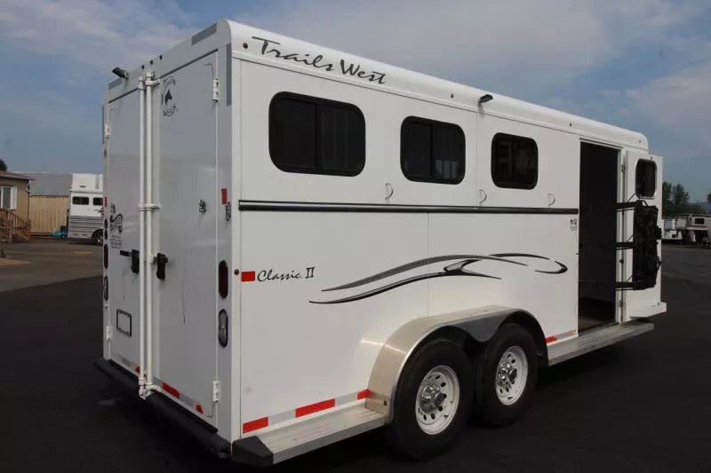 used Horse Trailers Trails West Manufacturing  for sale, in Woodland, WA Thumbnail 7