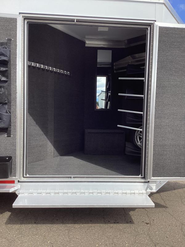 new Horse Trailers Featherlite  for sale, in Albany, OR Thumbnail 10