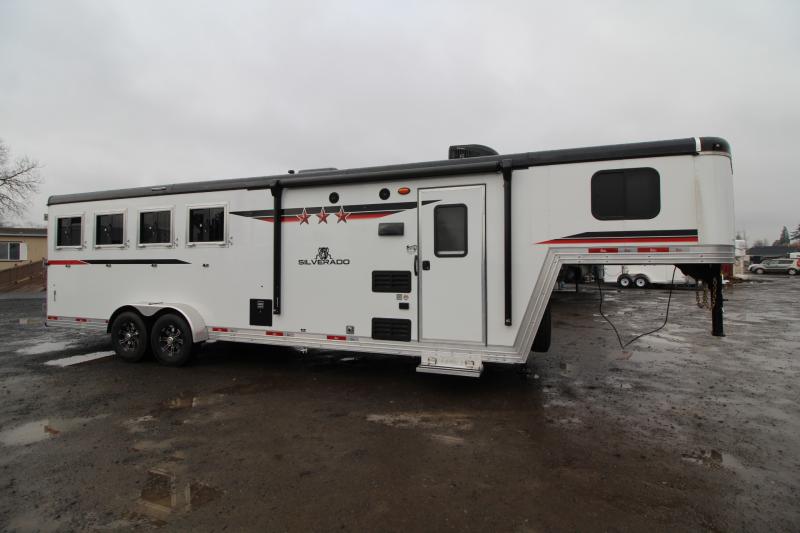 2023 Bison Silverado 7408 4 Horse Living Quarters Aluminum Trailer Horse Trailers For Sale