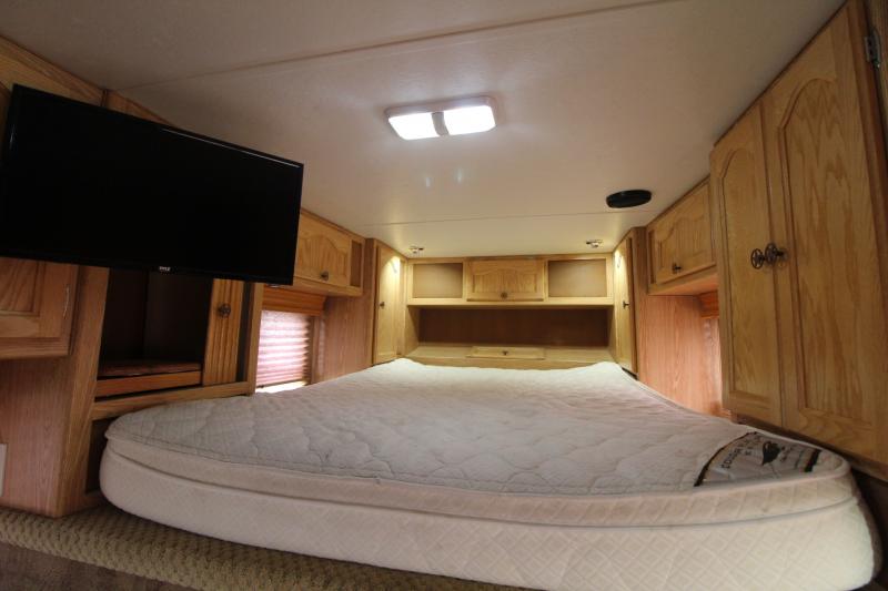 used Horse Trailers Charmac Trailers  for sale, in Woodland, WA Thumbnail 4