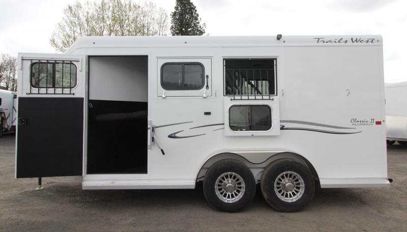 2019 Trails West Classic 3 Horse Trailer PRICE REDUCED $1000- Escape Door - Lined and Insulated Roof - 7'6" Tall 2019 Trails West Classic 3 Horse Trailer PRICE REDUCED $1000- Escape Door - Lined and Insulated Roof - 7'6" Tall