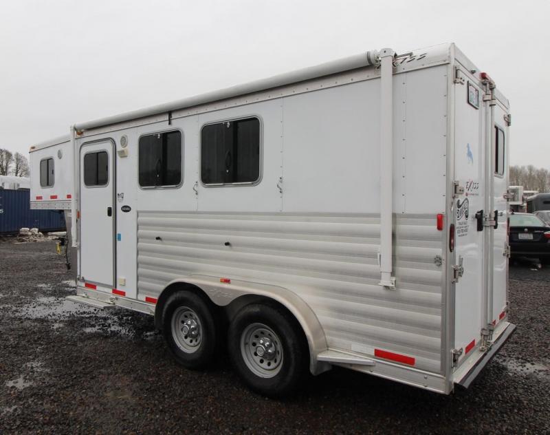2014 Exiss 7204 2 HORSE TRAILER LIVING QUARTERS 4' SW Horse